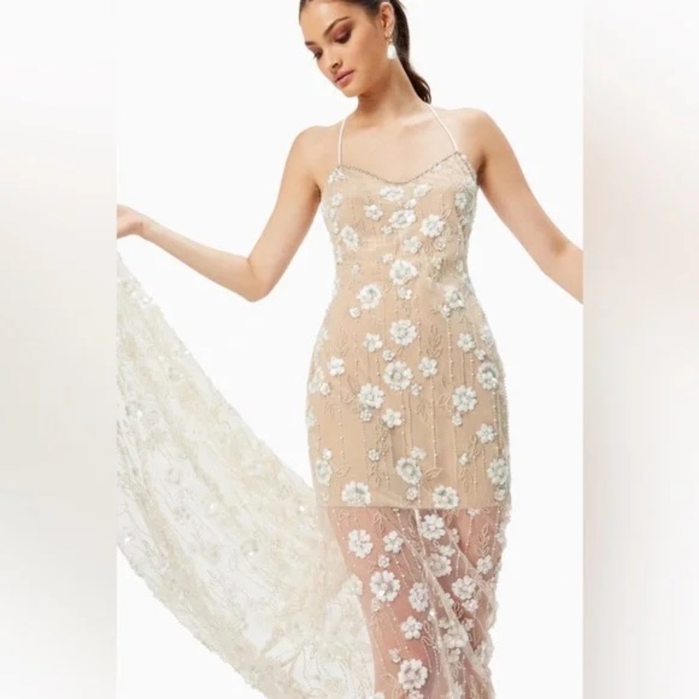 NWT Elliatt Retusa Embellished Mesh Gown XS